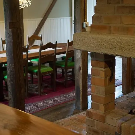 Appartement Ladugardens Pub & Sal à Enhorna Extérieur photo