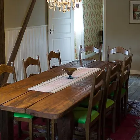 Appartement Ladugardens Pub & Sal à Enhorna Extérieur photo
