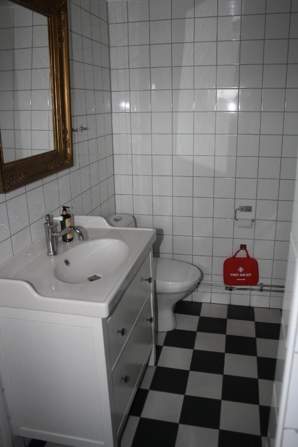 Ladugardens Pub & Sal Appartement Enhorna