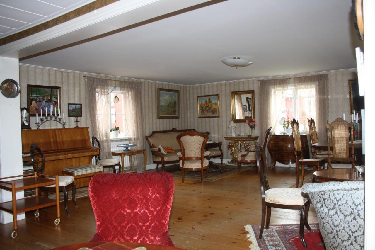 Ladugardens Pub & Sal Appartement Enhorna